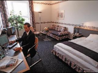 Amber Econtel 3*