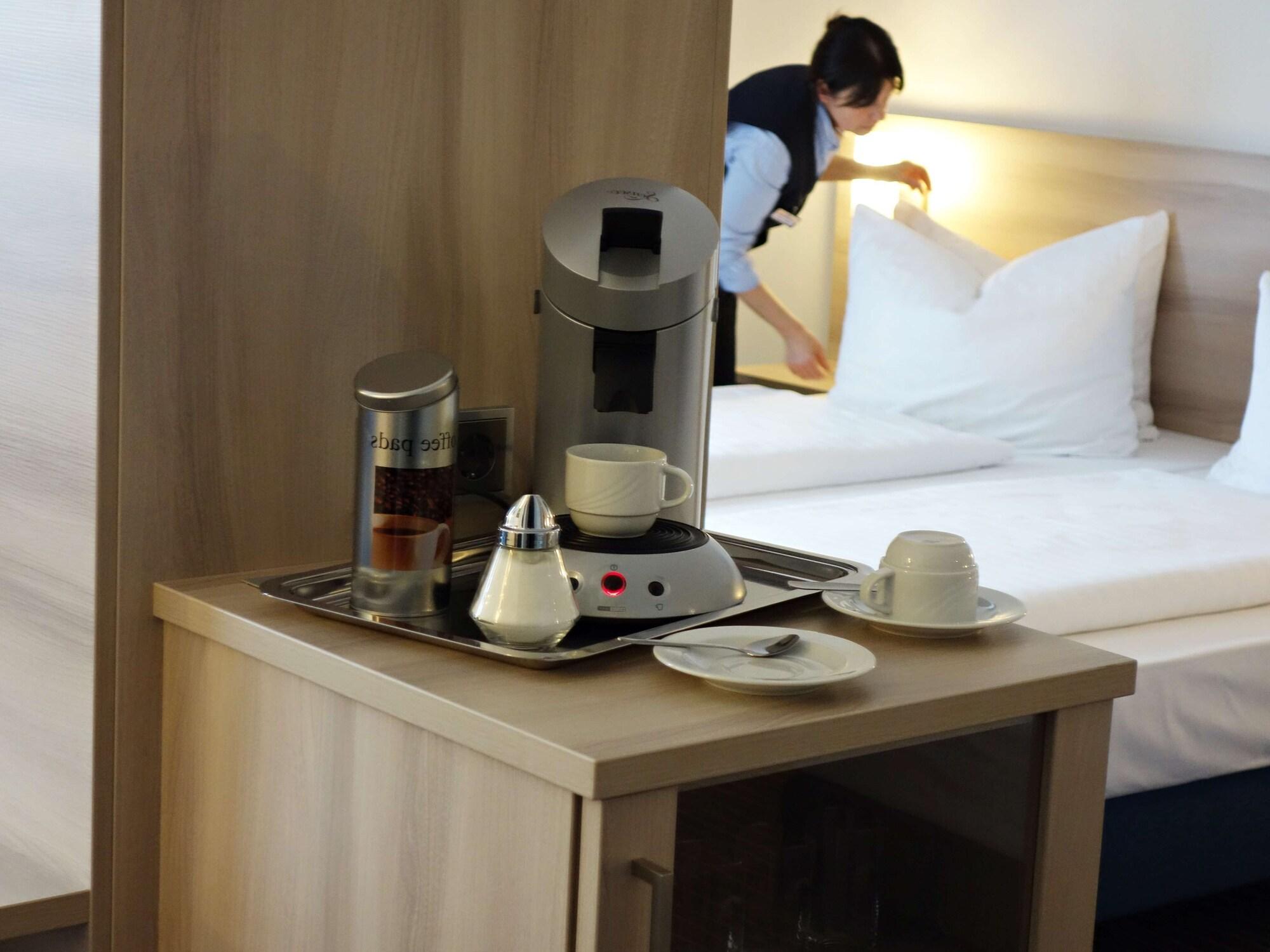 Hotel Amber Econtel