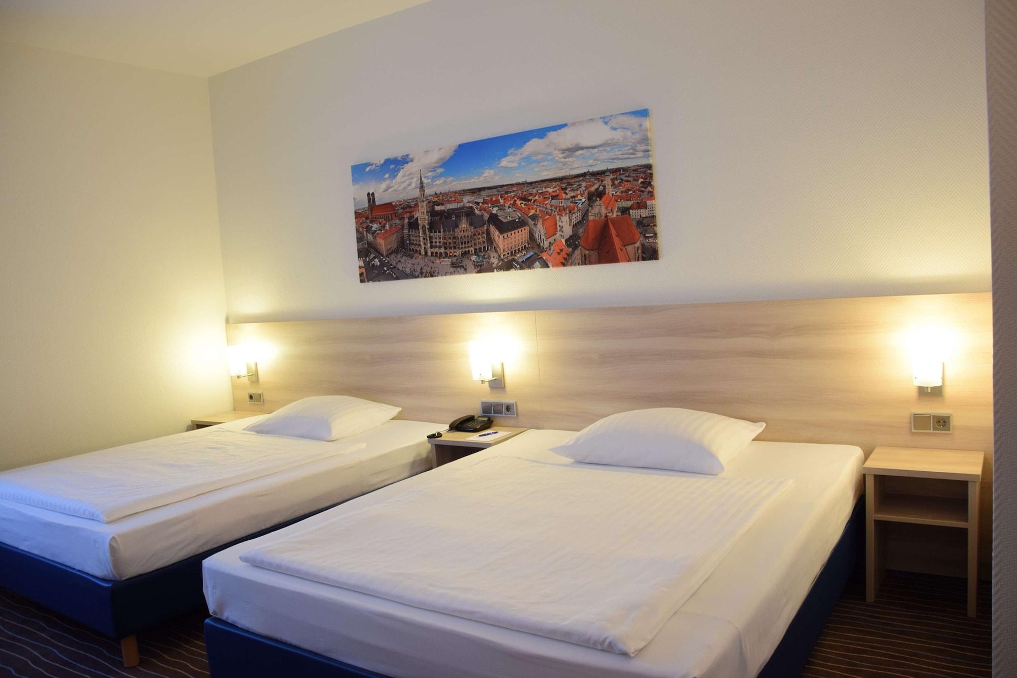 Hotel Amber Econtel 3*