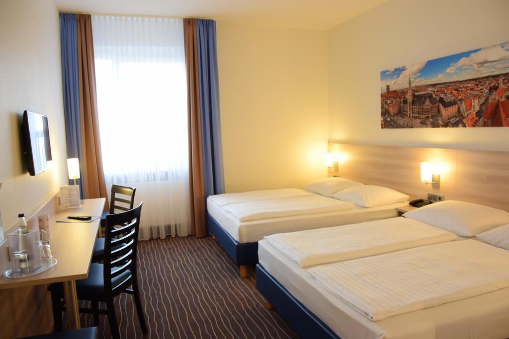 Amber Econtel Hotel 3*